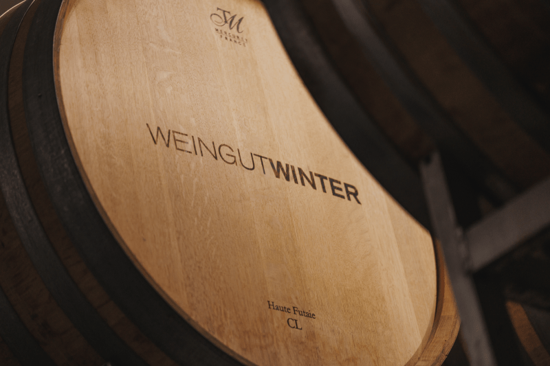 Barril na adega do Weingut Winter