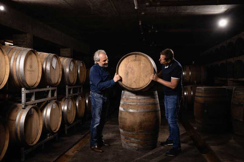 Jürgen Doetsch e Hans-Jörg Lüchau na adega Jürgen Doetsch e Hans-Jörg Lüchau na adega