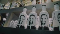 Vorschau: Der Schwatte London Dry Gin von Ulf Kirsten & Benjamin Kirsten
